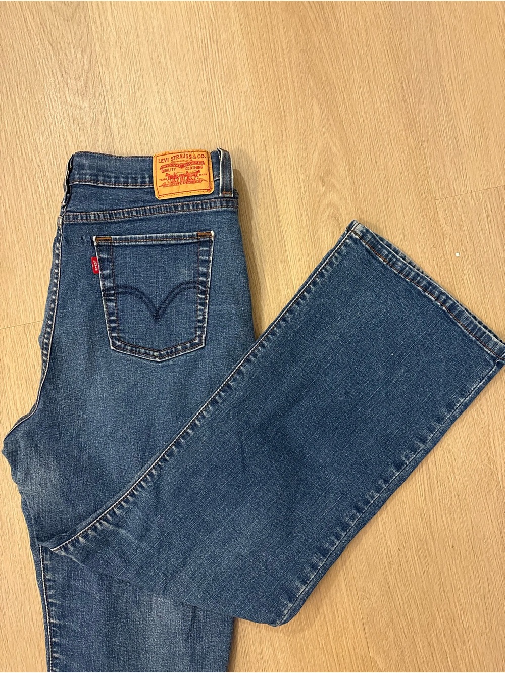 Levi's 501 Blue Denim Jeans - Classic Straight Fit